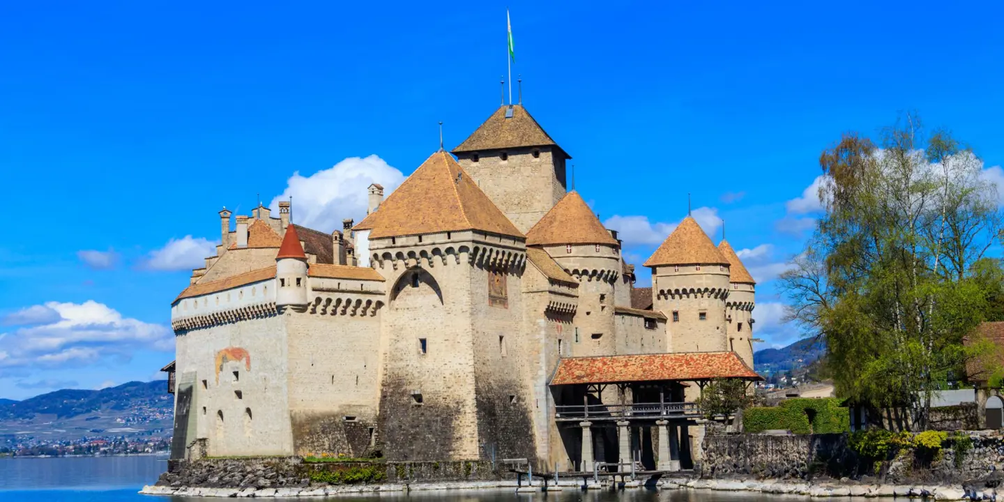 Shutterstock 2591799319 Chateauchillon