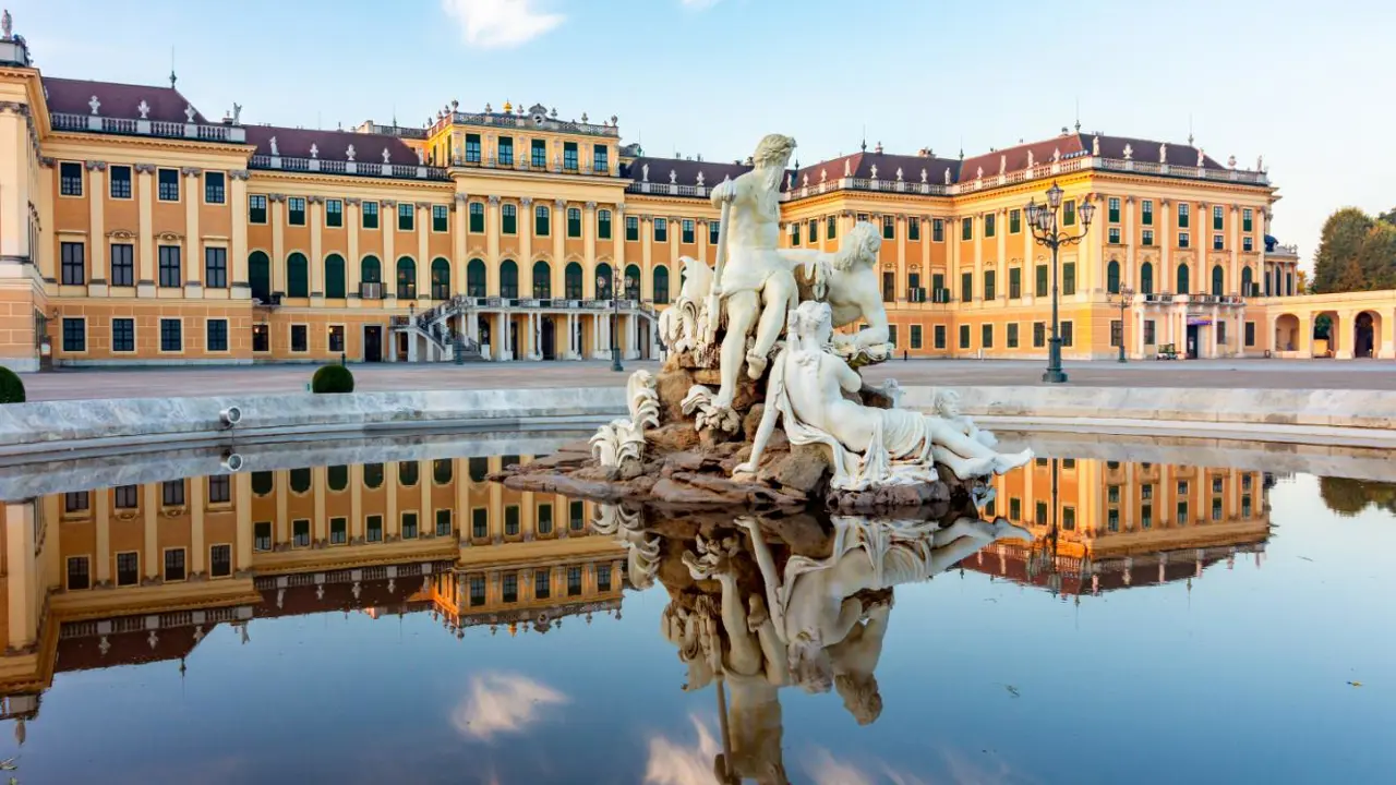 Schonbrunn palace in Vienna