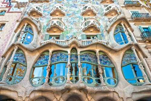 Example: a look at Antoni Gaudí's finest work