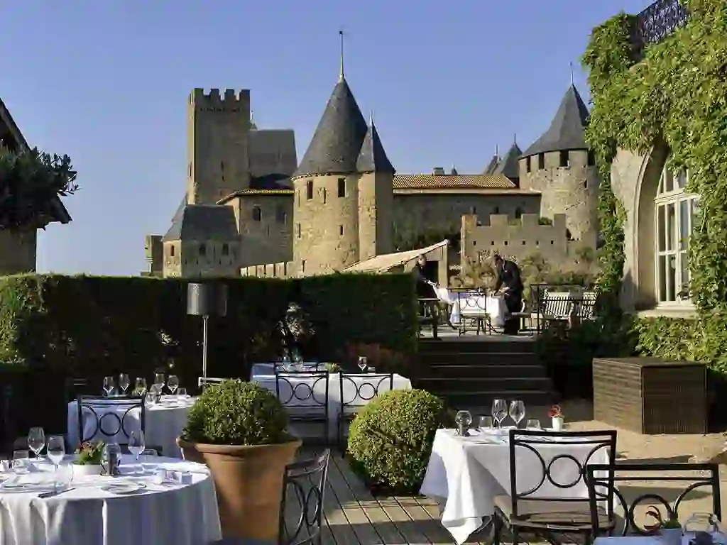 Mercure Carcassonne, Porte De La Cité Exterior Dining