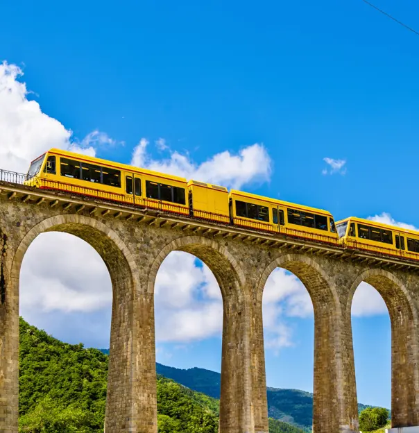 The Yellow Train, Sejourne Bridge