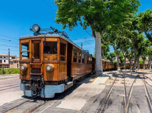 Orange Blossom Train, Spain