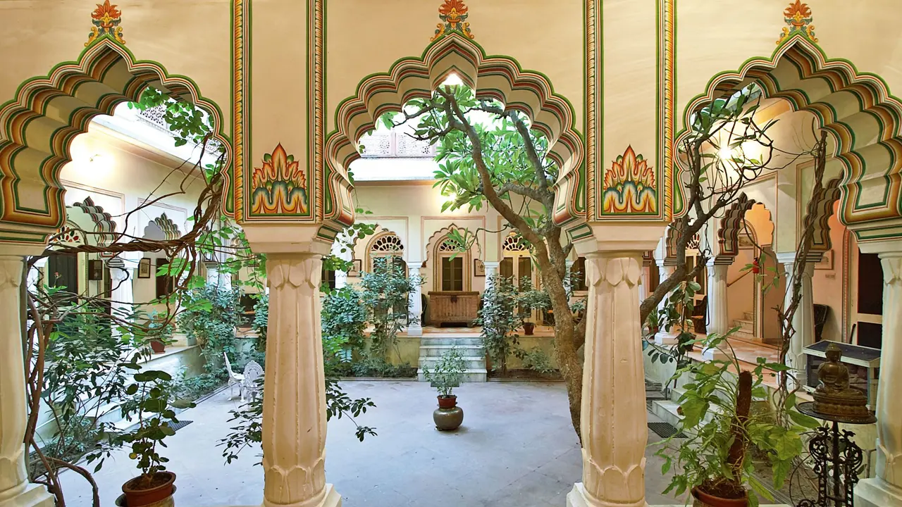  Alsisar Haveli Courtyard, Jaipur