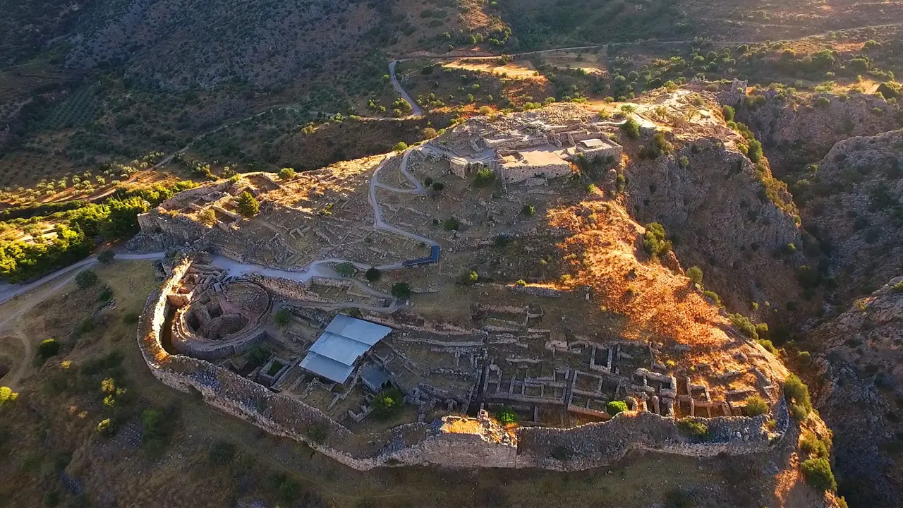 Bird's eye view of the ruins of an ancient town