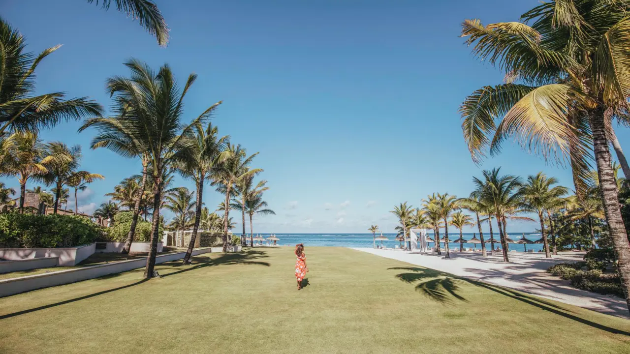 Long Beach, Mauritius Lawns