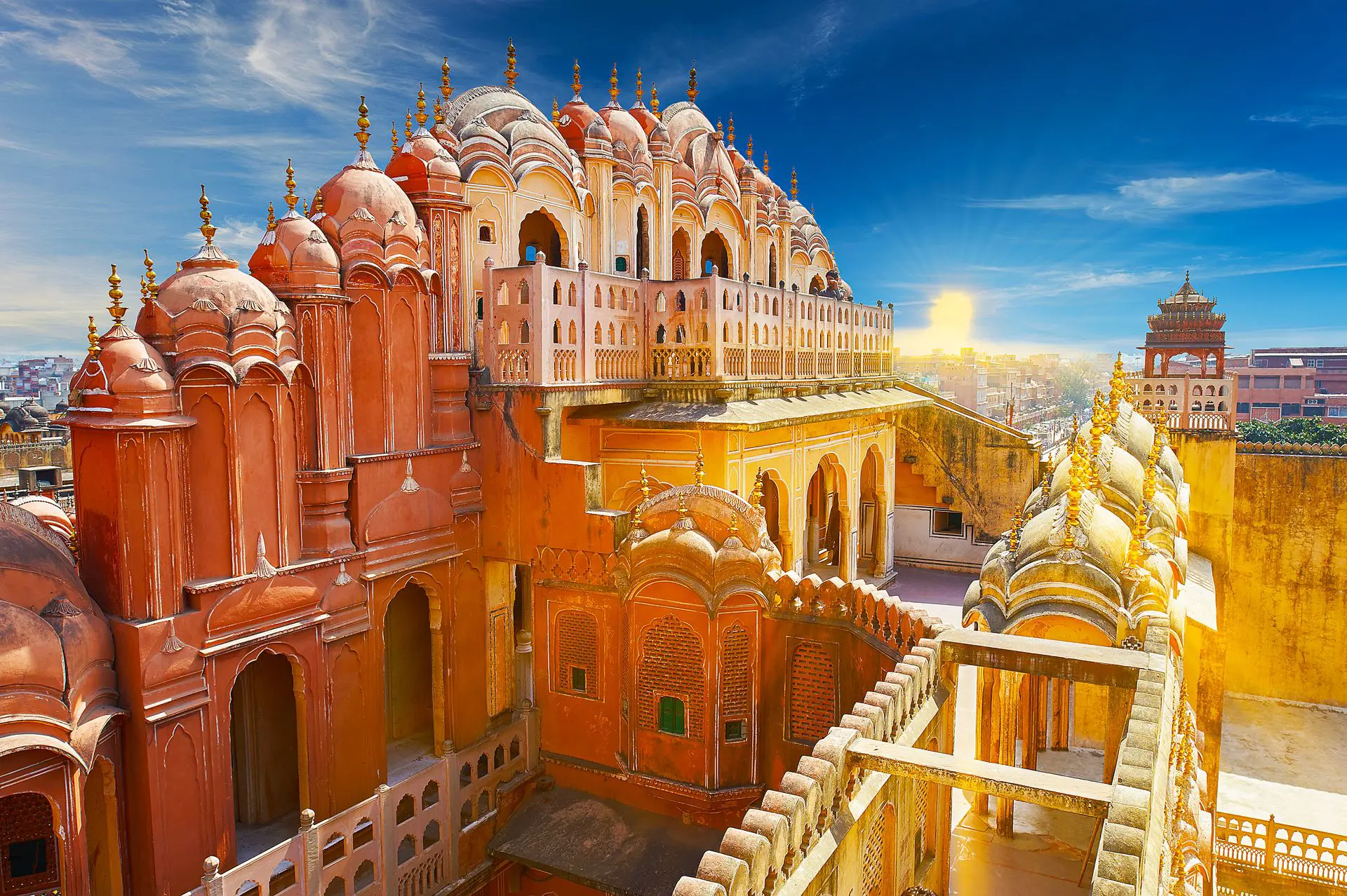 In the Heart of India: Must-Do Cultural Experiences for Every Traveller - Exploring Architectural Wonders