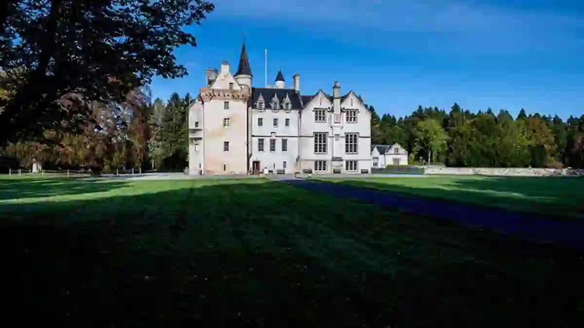 Nmh Brodie Castle