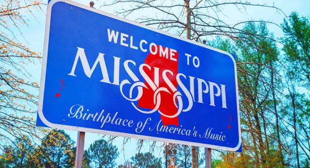 Welcome to Mississippi sign at the state border