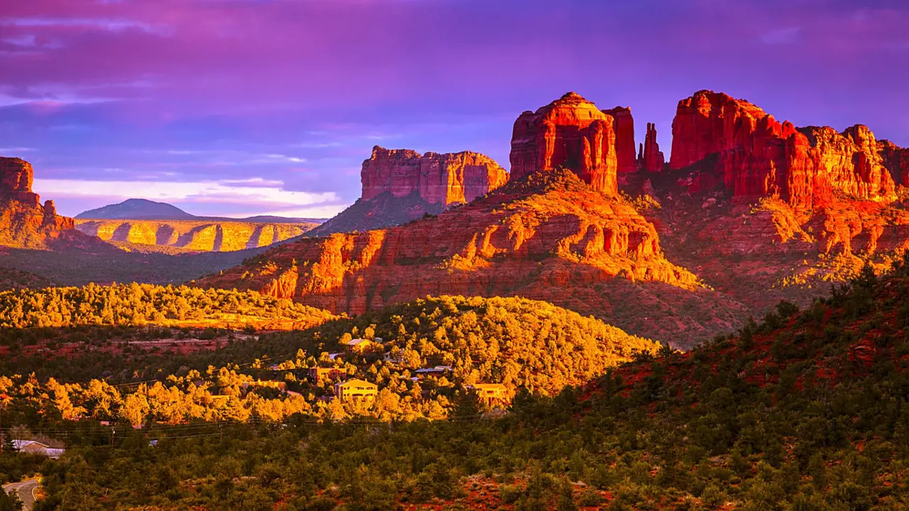 Sh 283622984 Cathedral Rock In Sedona, Arizona