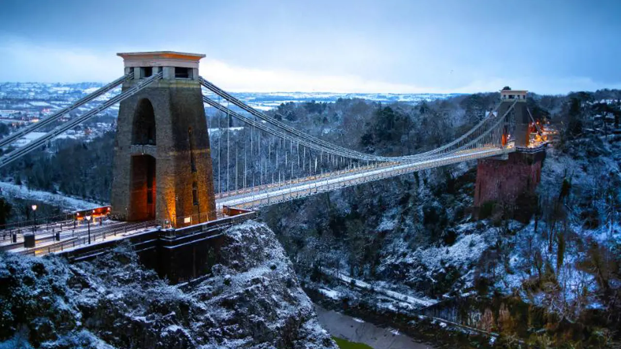  Clifton Suspension Bridge, Bristol